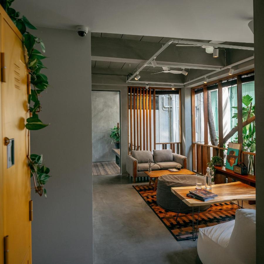 Tamni Vandrarhem Bangkok Exteriör bild